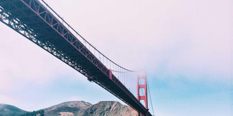 全渠道零售整合：打通线上商城、实体店与社交媒体销售的SEO优化与网络营销策略