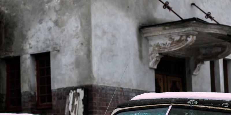 电商策略新突破：利用AR试穿试戴技术降低退货率的网络营销实践方案